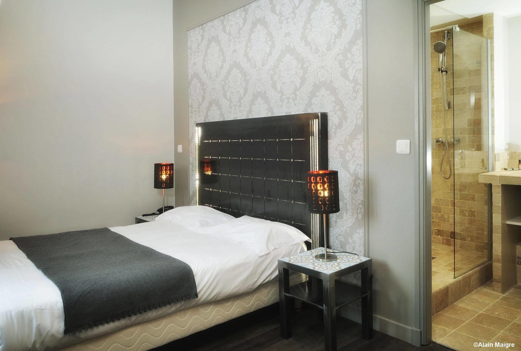 L'Esplan Hotel Saint-Paul-Trois-Chateaux Luaran gambar
