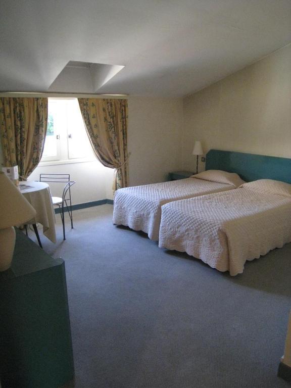 L'Esplan Hotel Saint-Paul-Trois-Chateaux Bilik gambar
